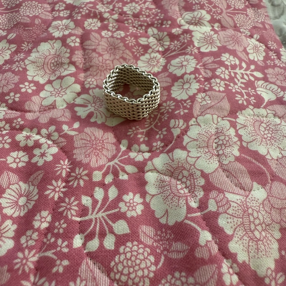 Tiffany & Co Mesh Ring Size 8